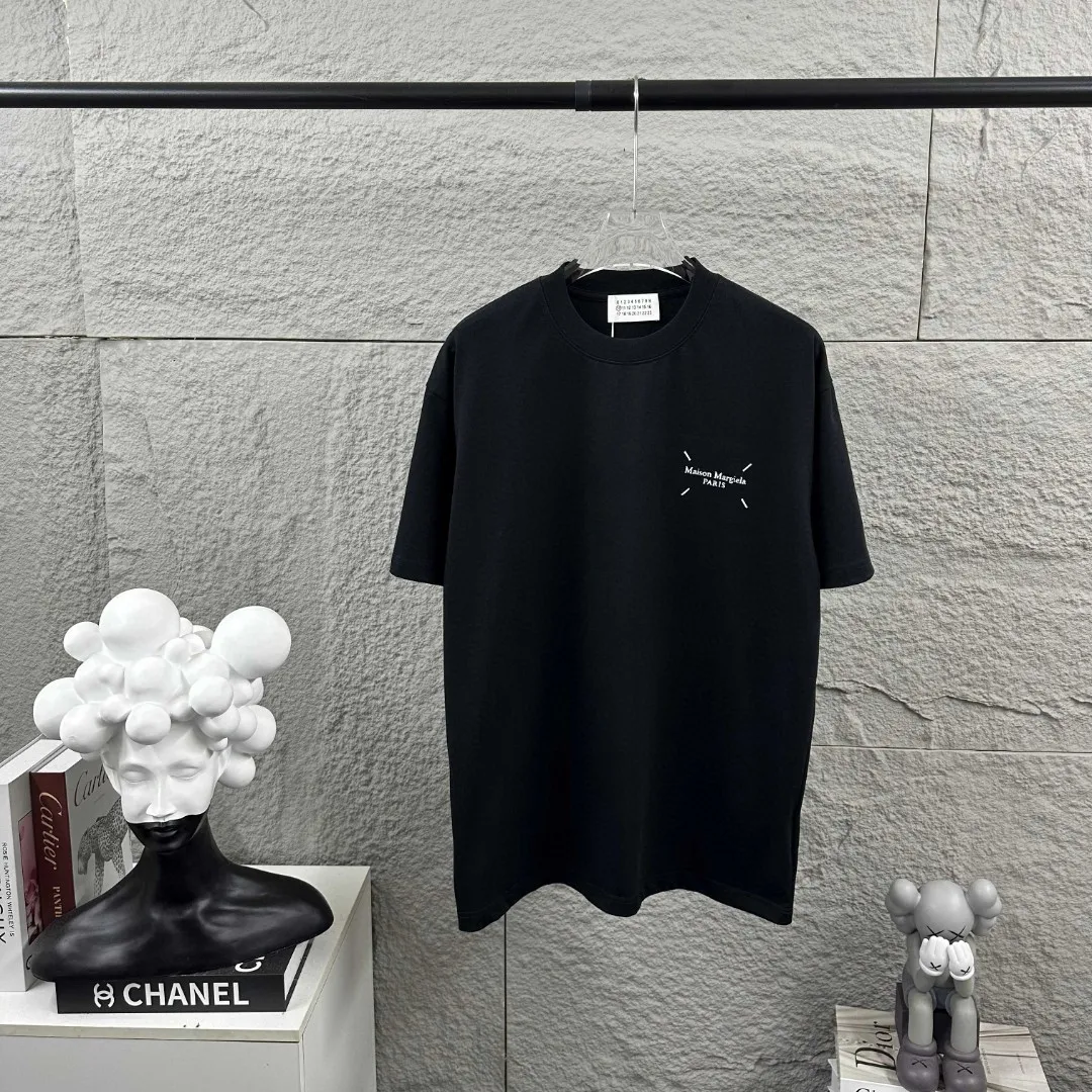 MM 6 * 2026 New Arrival mm 6 Classic + T Same Style. ：White Black Size： S （90-130 ） M （120-150 ） L （140-165 ） XL （160-195 ） XXL （195-210 ）